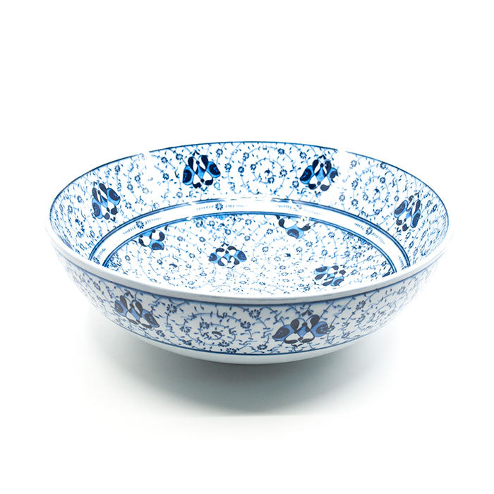 Iznik bowl decorated with golden horn &quot; halic&quot; design 